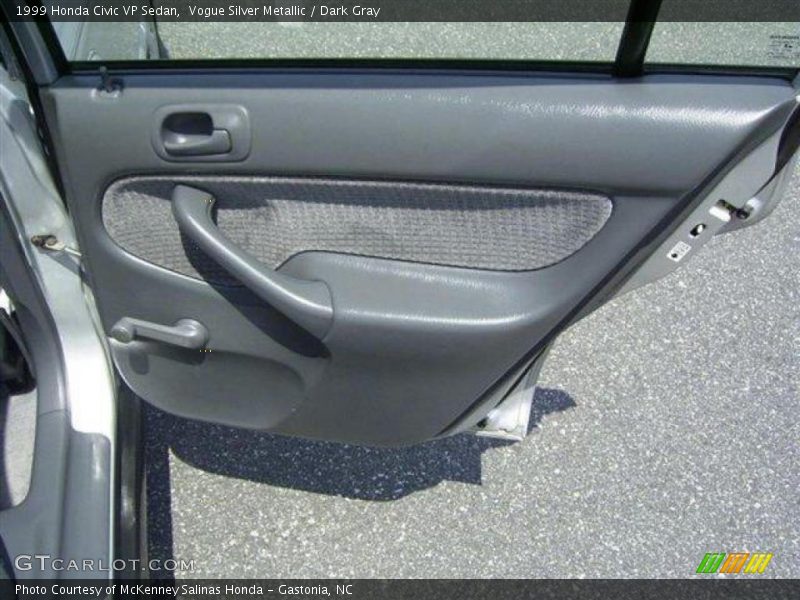 Vogue Silver Metallic / Dark Gray 1999 Honda Civic VP Sedan