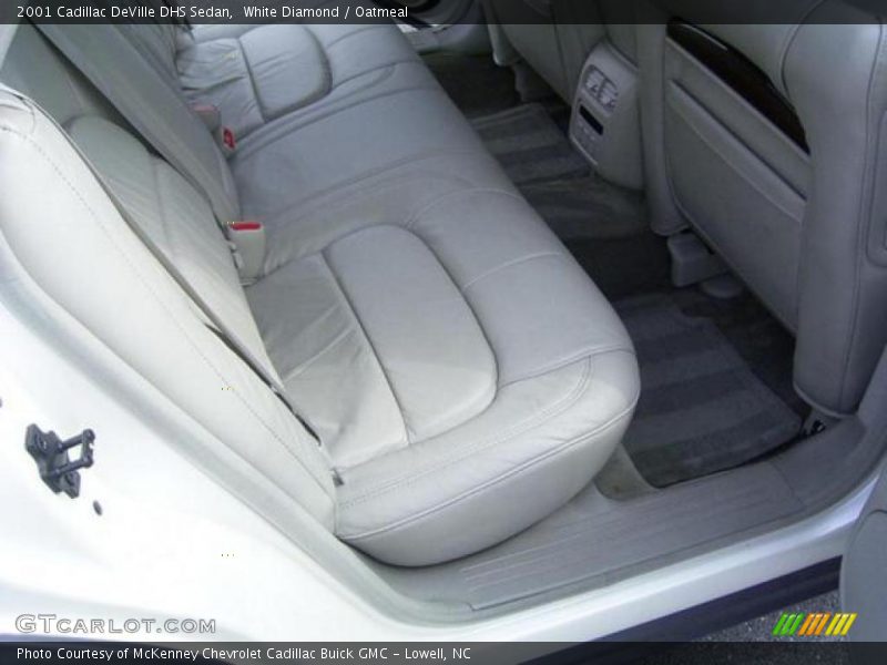 White Diamond / Oatmeal 2001 Cadillac DeVille DHS Sedan