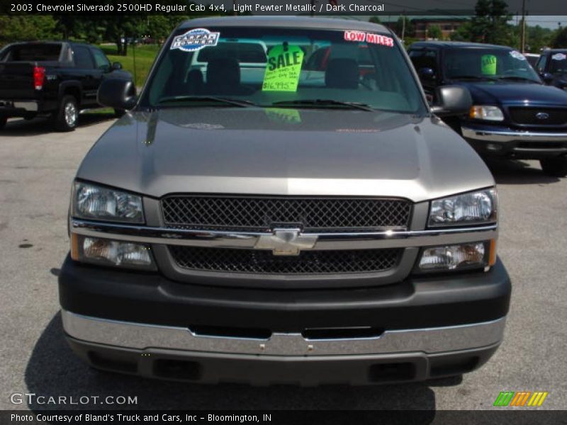 Light Pewter Metallic / Dark Charcoal 2003 Chevrolet Silverado 2500HD Regular Cab 4x4