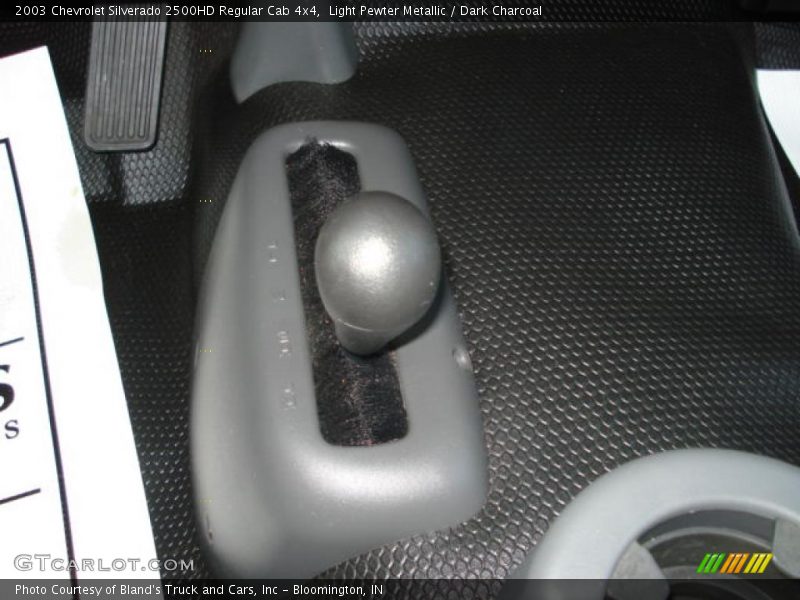 Light Pewter Metallic / Dark Charcoal 2003 Chevrolet Silverado 2500HD Regular Cab 4x4