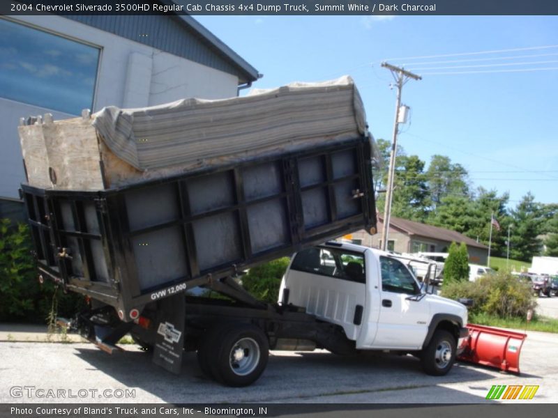 Summit White / Dark Charcoal 2004 Chevrolet Silverado 3500HD Regular Cab Chassis 4x4 Dump Truck