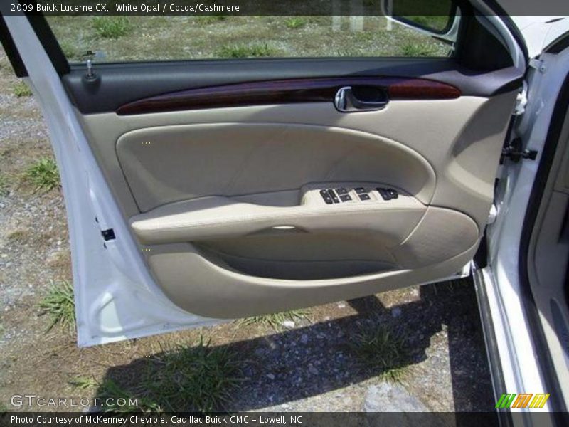 White Opal / Cocoa/Cashmere 2009 Buick Lucerne CX