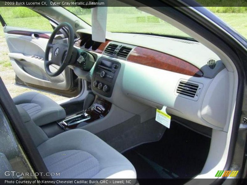 Cyber Gray Metallic / Titanium 2009 Buick Lucerne CX