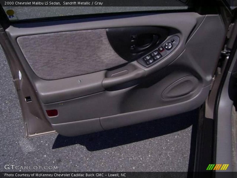 Sandrift Metallic / Gray 2000 Chevrolet Malibu LS Sedan