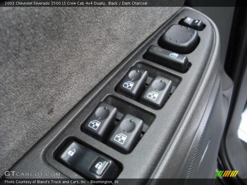 Black / Dark Charcoal 2003 Chevrolet Silverado 3500 LS Crew Cab 4x4 Dually