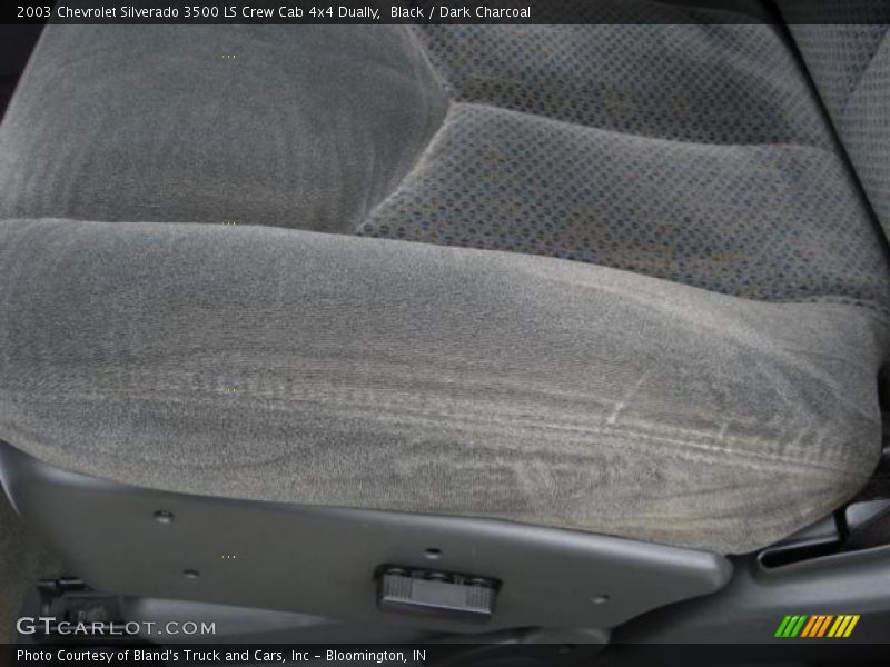 Black / Dark Charcoal 2003 Chevrolet Silverado 3500 LS Crew Cab 4x4 Dually