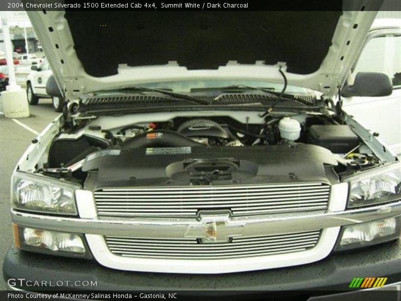 Summit White / Dark Charcoal 2004 Chevrolet Silverado 1500 Extended Cab 4x4