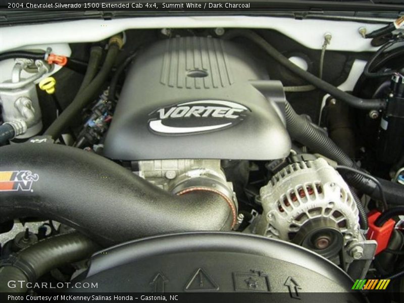 Summit White / Dark Charcoal 2004 Chevrolet Silverado 1500 Extended Cab 4x4