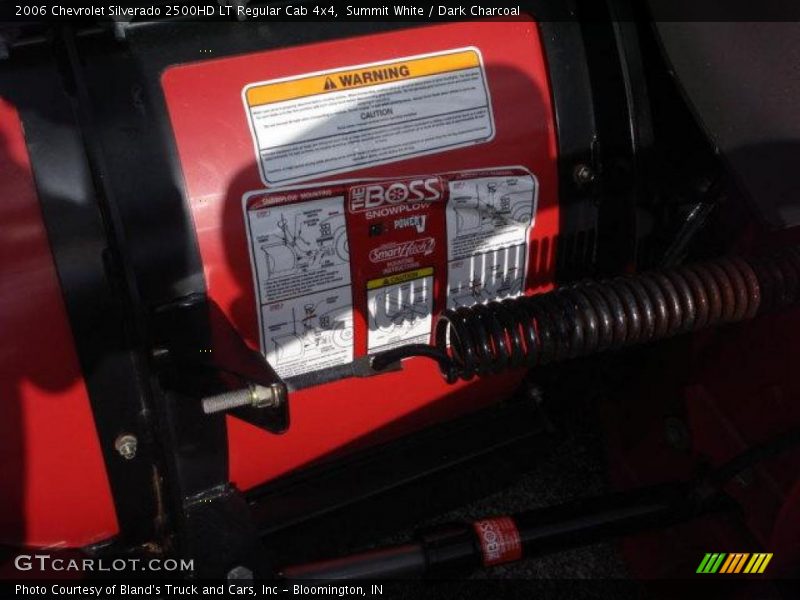 Summit White / Dark Charcoal 2006 Chevrolet Silverado 2500HD LT Regular Cab 4x4