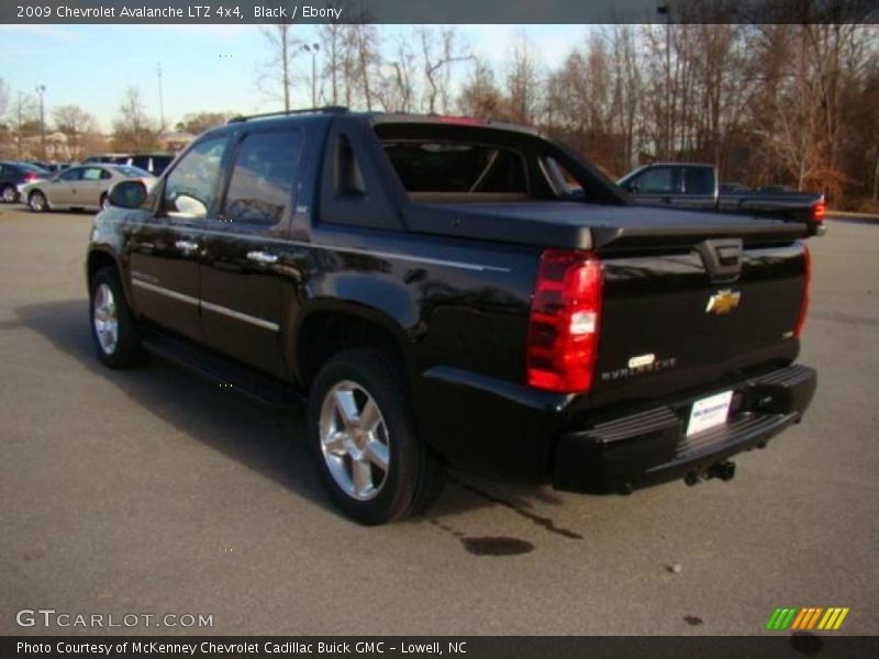 Black / Ebony 2009 Chevrolet Avalanche LTZ 4x4