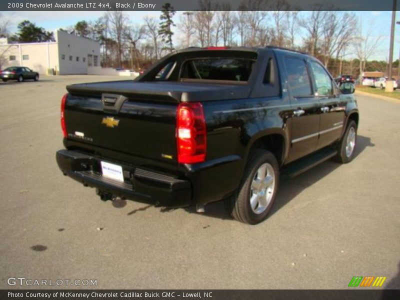 Black / Ebony 2009 Chevrolet Avalanche LTZ 4x4
