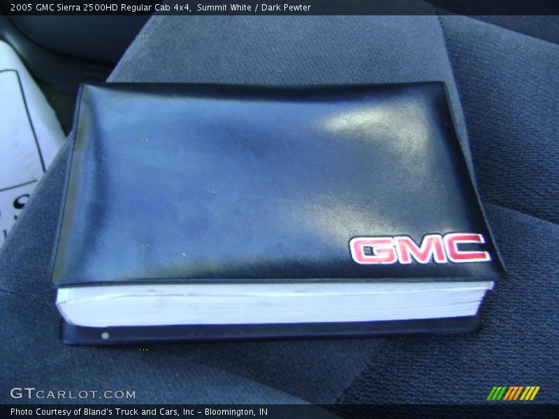 Summit White / Dark Pewter 2005 GMC Sierra 2500HD Regular Cab 4x4