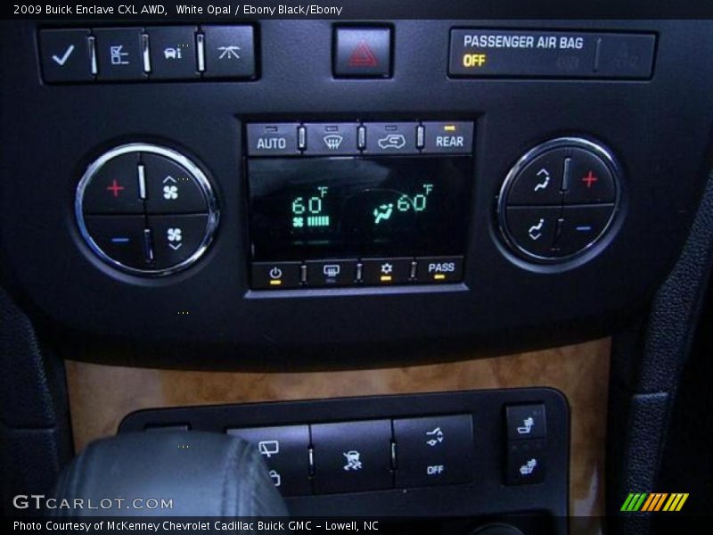 White Opal / Ebony Black/Ebony 2009 Buick Enclave CXL AWD
