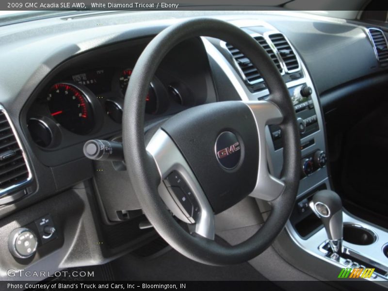 White Diamond Tricoat / Ebony 2009 GMC Acadia SLE AWD
