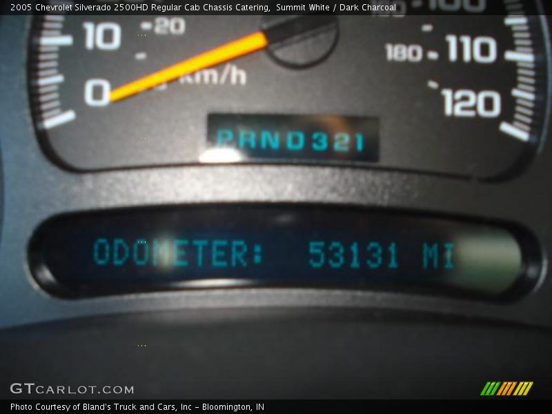 Summit White / Dark Charcoal 2005 Chevrolet Silverado 2500HD Regular Cab Chassis Catering