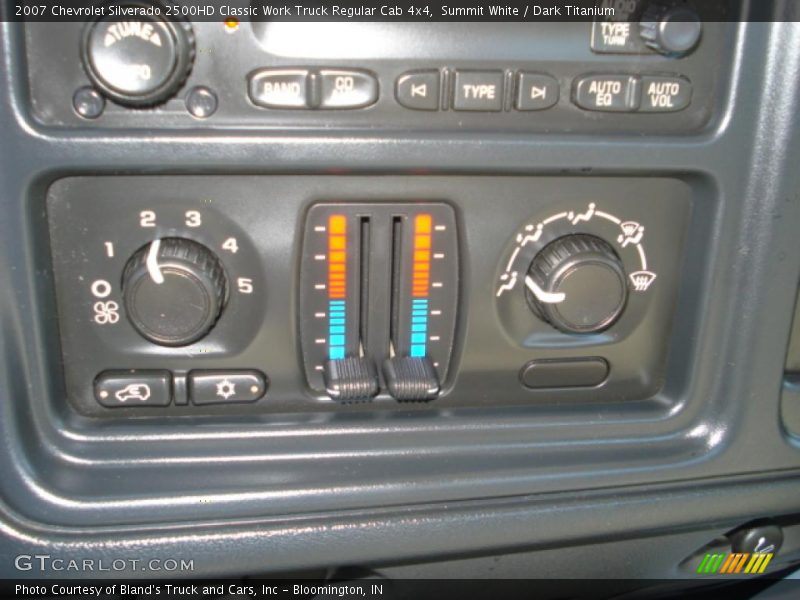 Summit White / Dark Titanium 2007 Chevrolet Silverado 2500HD Classic Work Truck Regular Cab 4x4