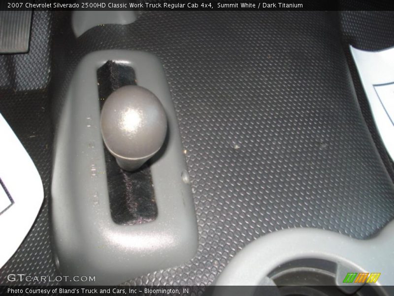 Summit White / Dark Titanium 2007 Chevrolet Silverado 2500HD Classic Work Truck Regular Cab 4x4