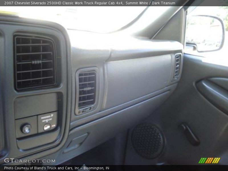 Summit White / Dark Titanium 2007 Chevrolet Silverado 2500HD Classic Work Truck Regular Cab 4x4