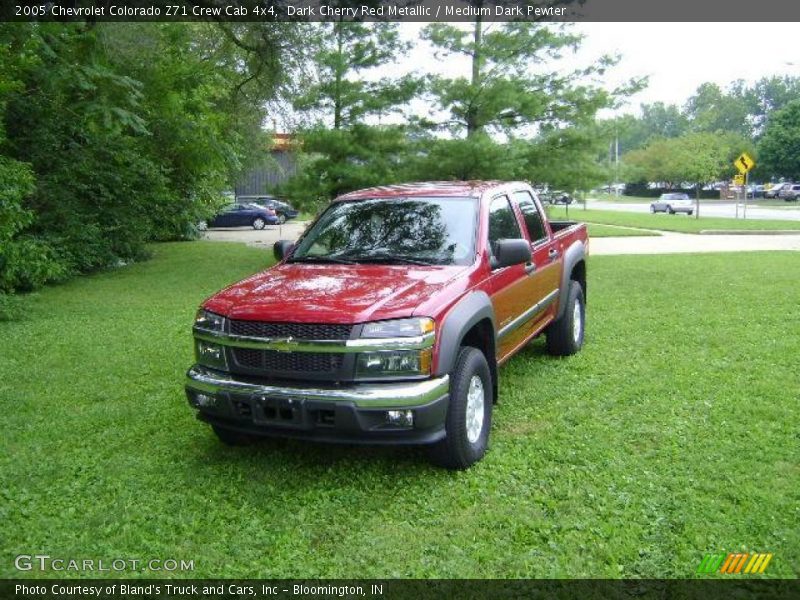 Dark Cherry Red Metallic / Medium Dark Pewter 2005 Chevrolet Colorado Z71 Crew Cab 4x4