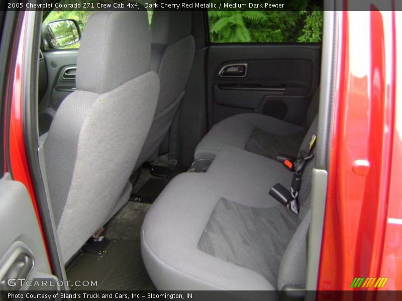 Dark Cherry Red Metallic / Medium Dark Pewter 2005 Chevrolet Colorado Z71 Crew Cab 4x4