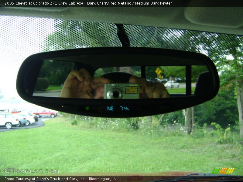 Dark Cherry Red Metallic / Medium Dark Pewter 2005 Chevrolet Colorado Z71 Crew Cab 4x4
