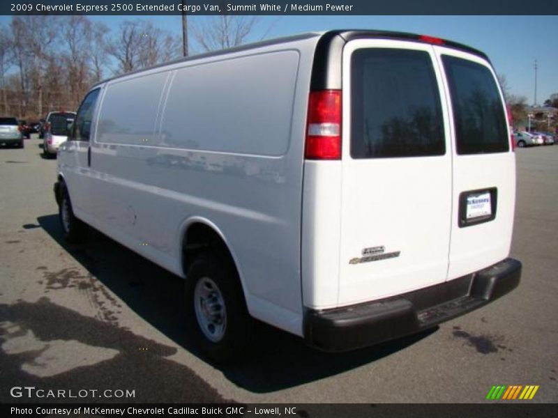 Summit White / Medium Pewter 2009 Chevrolet Express 2500 Extended Cargo Van