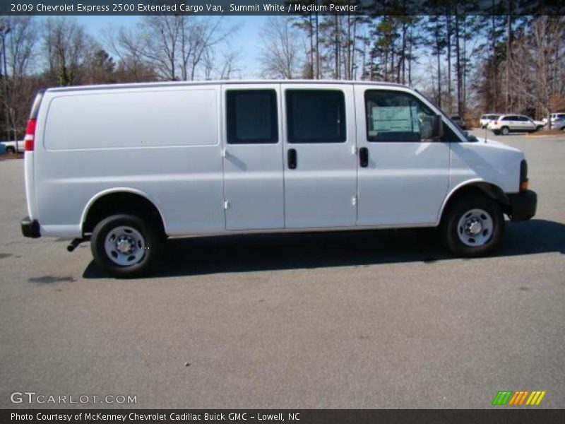 Summit White / Medium Pewter 2009 Chevrolet Express 2500 Extended Cargo Van