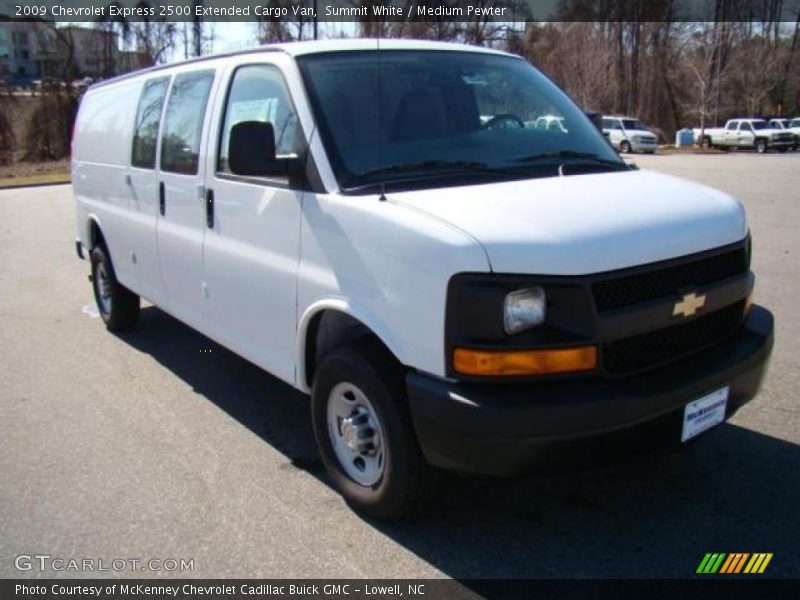Summit White / Medium Pewter 2009 Chevrolet Express 2500 Extended Cargo Van