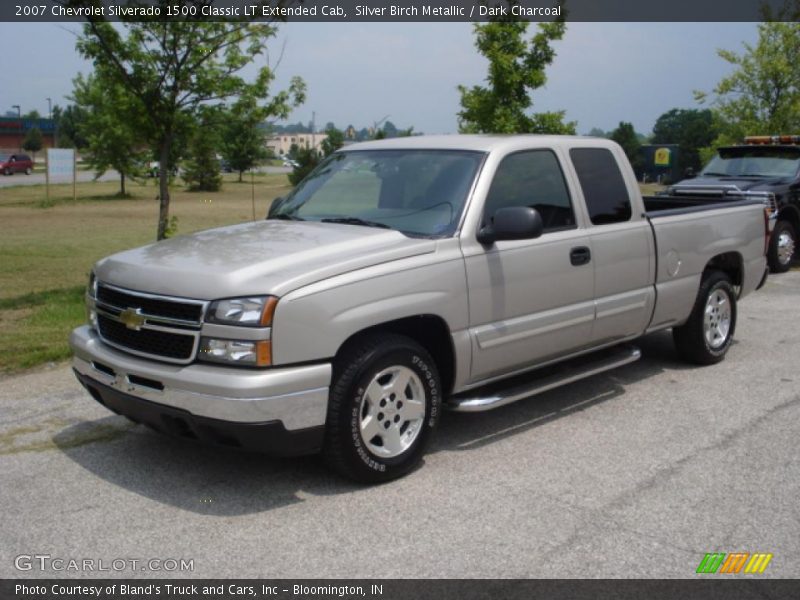 Silver Birch Metallic / Dark Charcoal 2007 Chevrolet Silverado 1500 Classic LT Extended Cab