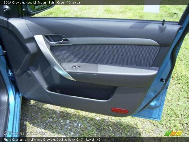 Tahiti Green / Charcoal 2009 Chevrolet Aveo LT Sedan