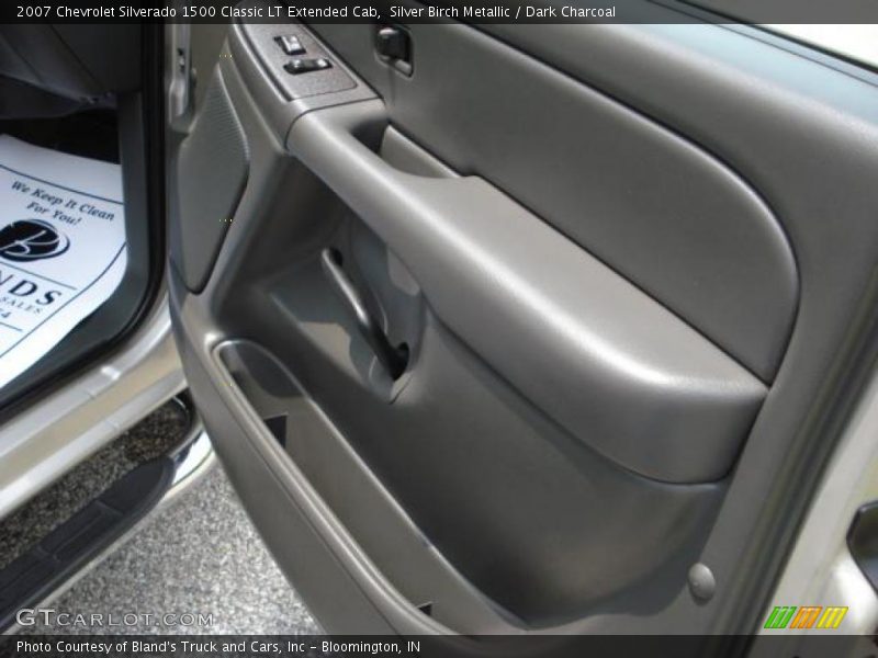 Silver Birch Metallic / Dark Charcoal 2007 Chevrolet Silverado 1500 Classic LT Extended Cab