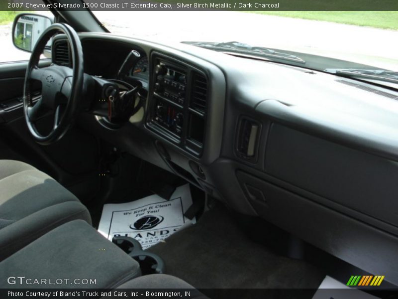 Silver Birch Metallic / Dark Charcoal 2007 Chevrolet Silverado 1500 Classic LT Extended Cab