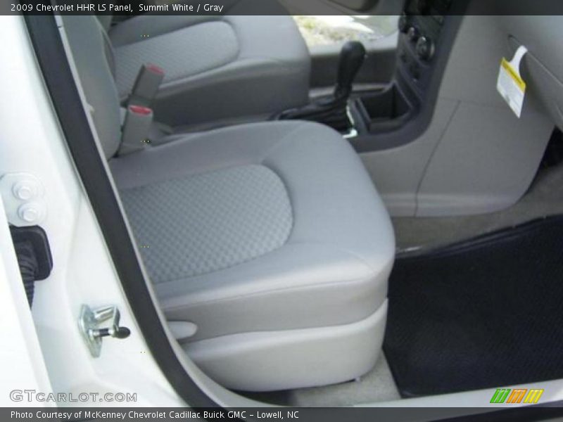 Summit White / Gray 2009 Chevrolet HHR LS Panel
