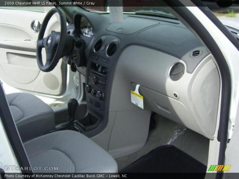 Summit White / Gray 2009 Chevrolet HHR LS Panel