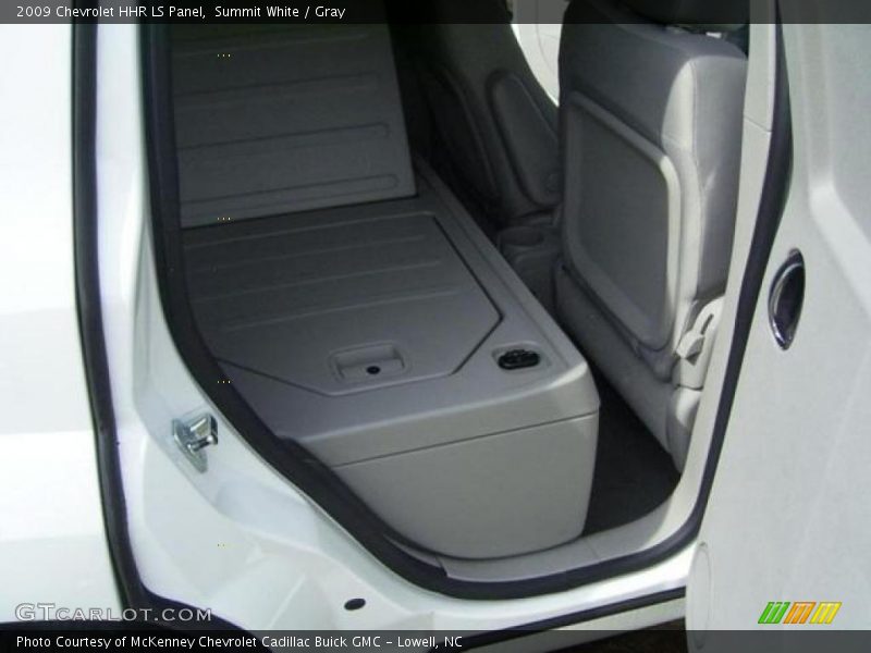 Summit White / Gray 2009 Chevrolet HHR LS Panel