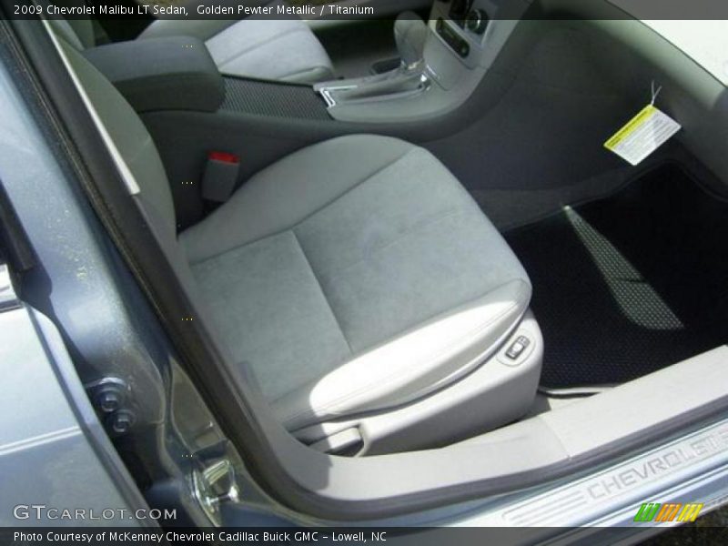 Golden Pewter Metallic / Titanium 2009 Chevrolet Malibu LT Sedan
