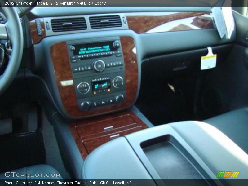 Silver Birch Metallic / Ebony 2009 Chevrolet Tahoe LTZ