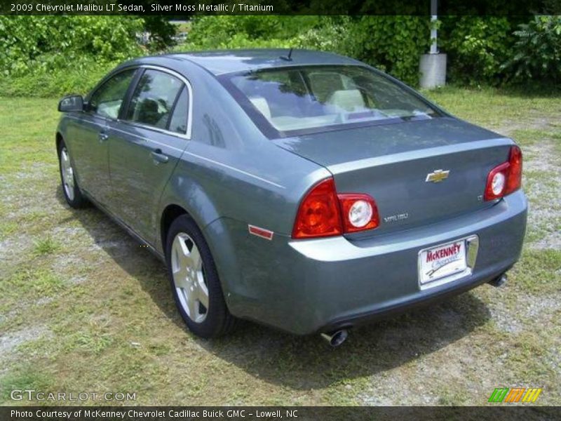 Silver Moss Metallic / Titanium 2009 Chevrolet Malibu LT Sedan