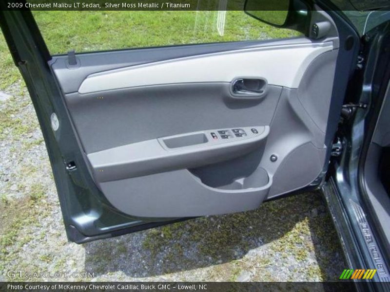 Silver Moss Metallic / Titanium 2009 Chevrolet Malibu LT Sedan