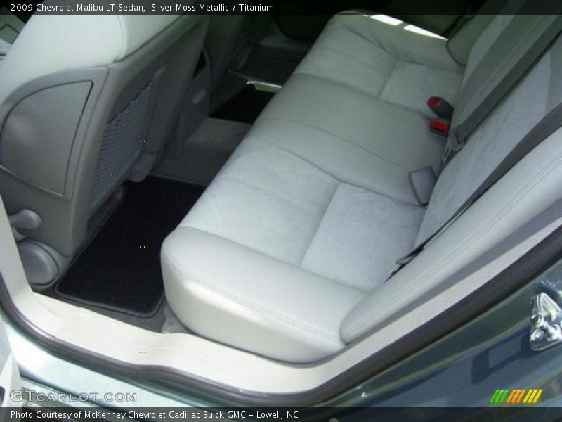 Silver Moss Metallic / Titanium 2009 Chevrolet Malibu LT Sedan
