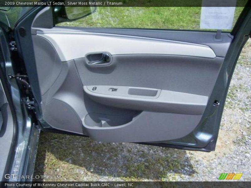 Silver Moss Metallic / Titanium 2009 Chevrolet Malibu LT Sedan