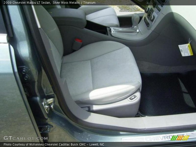 Silver Moss Metallic / Titanium 2009 Chevrolet Malibu LT Sedan