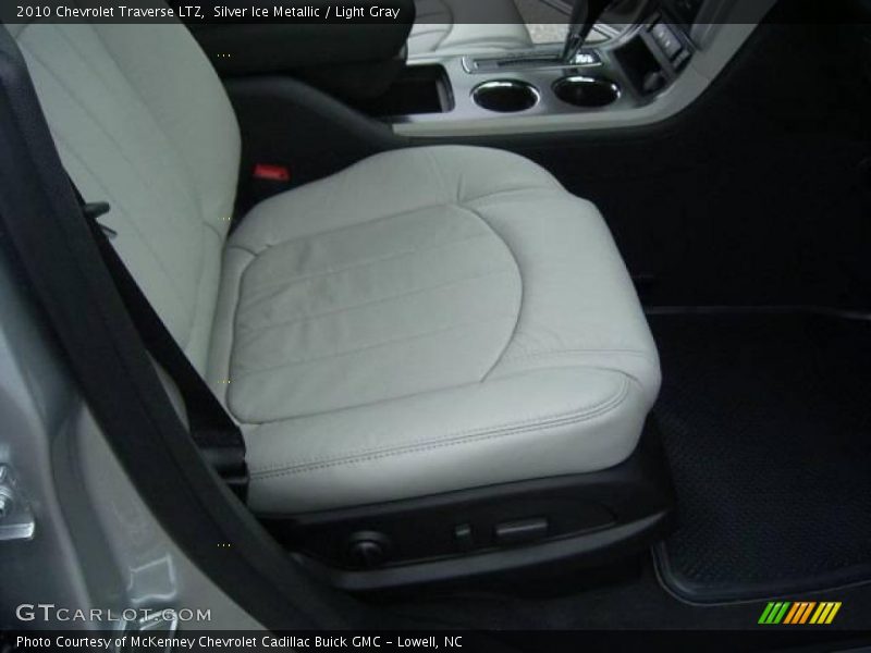 Silver Ice Metallic / Light Gray 2010 Chevrolet Traverse LTZ