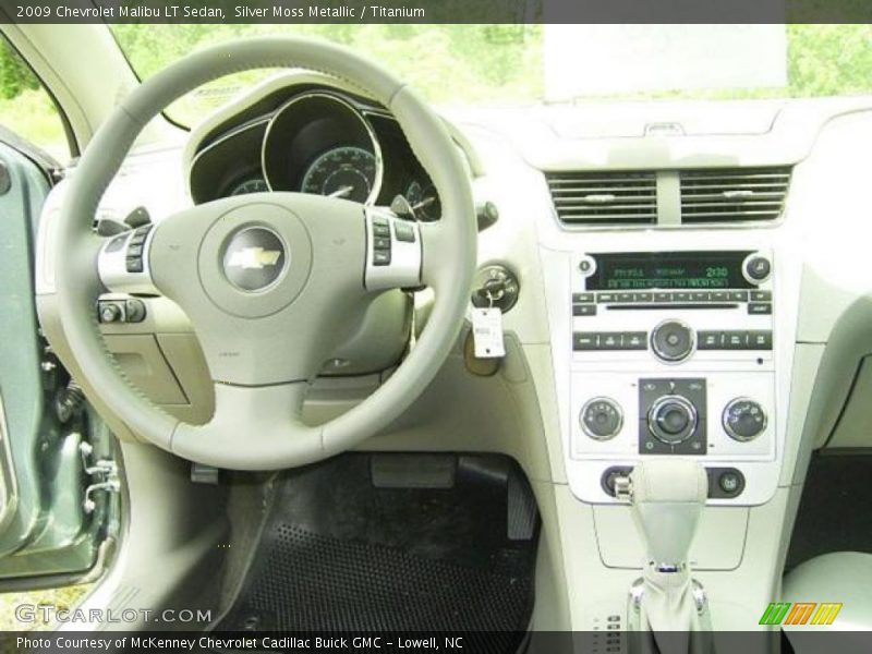 Silver Moss Metallic / Titanium 2009 Chevrolet Malibu LT Sedan