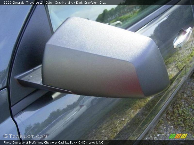 Cyber Gray Metallic / Dark Gray/Light Gray 2009 Chevrolet Traverse LS