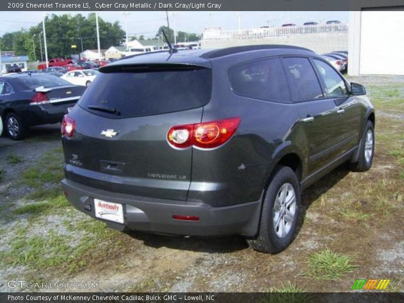 Cyber Gray Metallic / Dark Gray/Light Gray 2009 Chevrolet Traverse LS