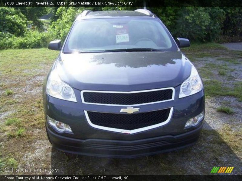 Cyber Gray Metallic / Dark Gray/Light Gray 2009 Chevrolet Traverse LS
