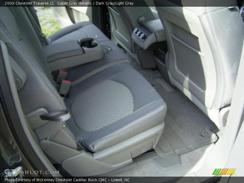 Cyber Gray Metallic / Dark Gray/Light Gray 2009 Chevrolet Traverse LS