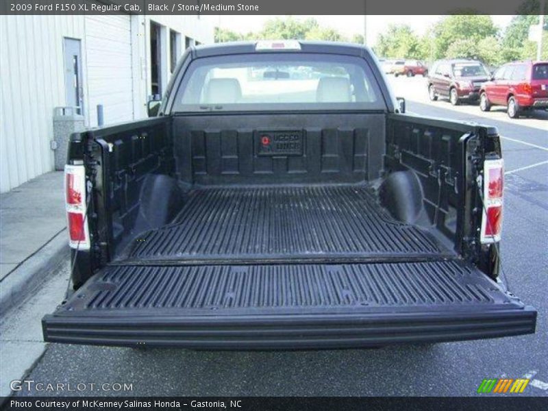 Black / Stone/Medium Stone 2009 Ford F150 XL Regular Cab