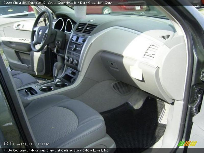 Cyber Gray Metallic / Dark Gray/Light Gray 2009 Chevrolet Traverse LS